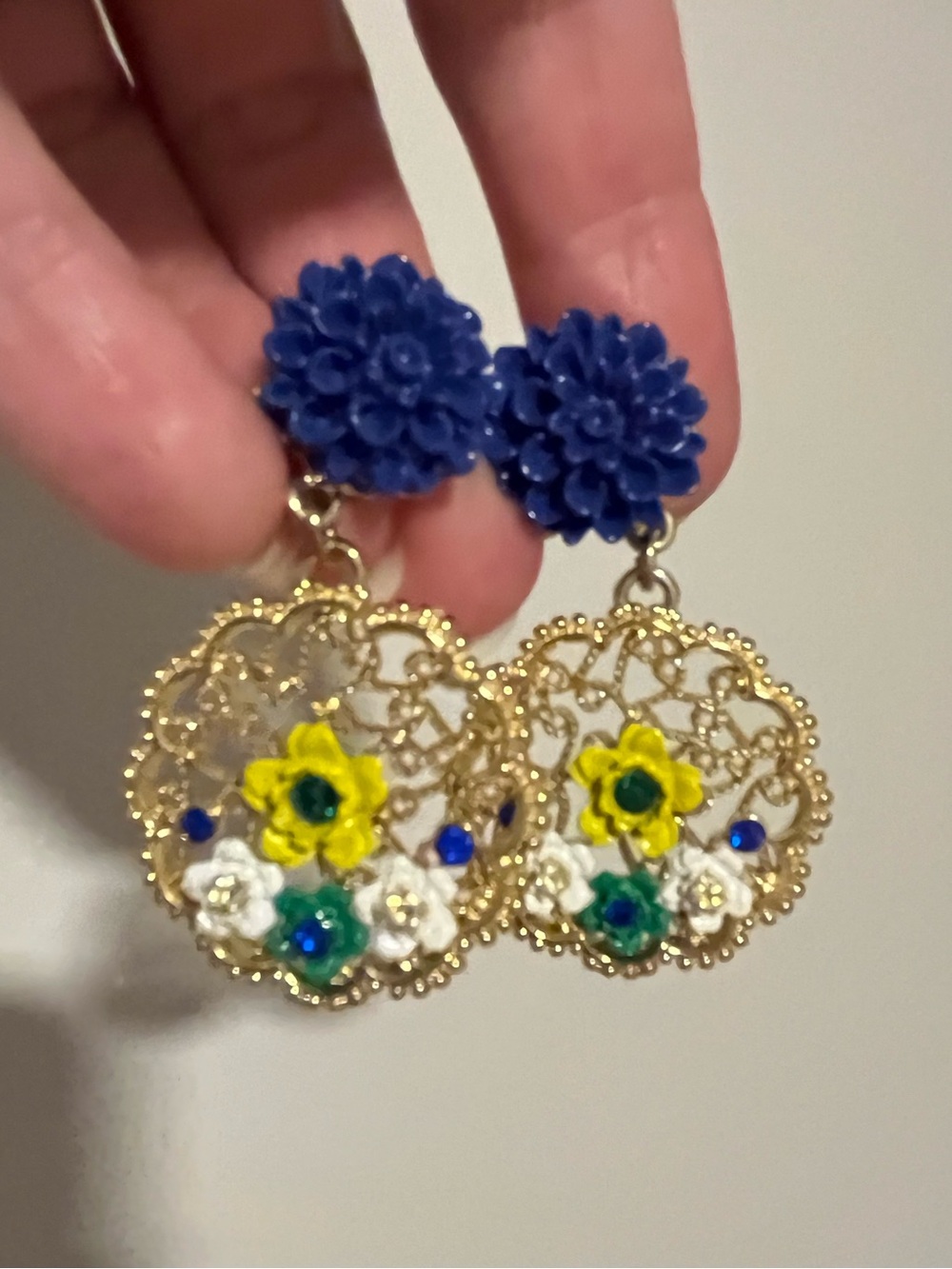 Talbots Floral Gold Drop Earrings - Picture 2 of 2